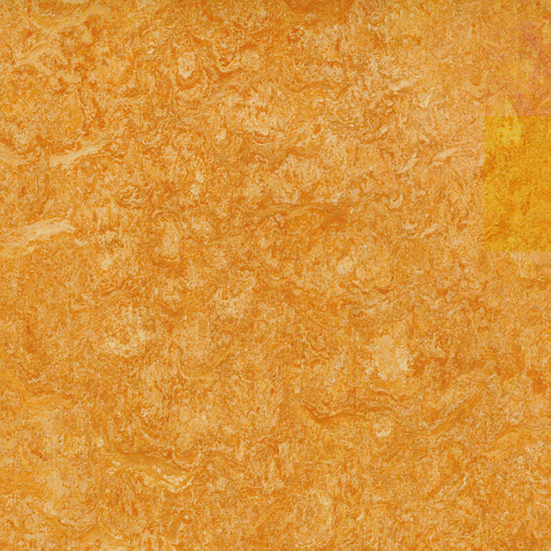 Résistance aux taches et revêtement de sol hétérogène à faible coût