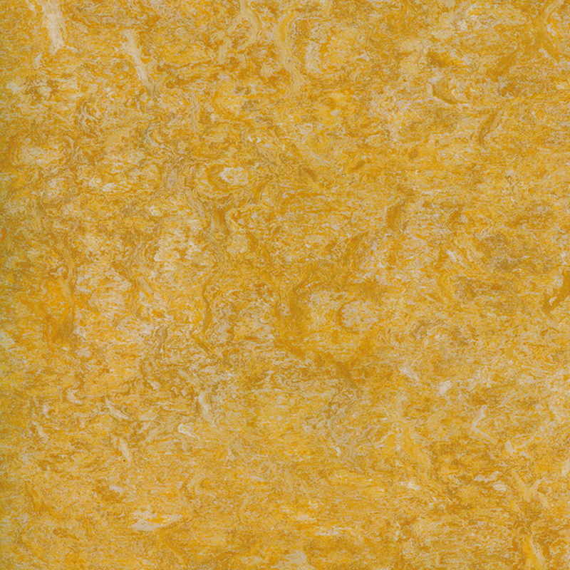 Résistance aux taches et revêtement de sol hétérogène à faible coût