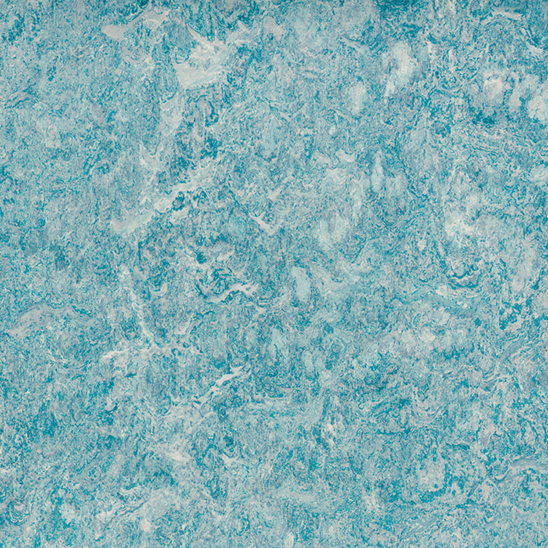 Résistance aux taches et revêtement de sol hétérogène à faible coût