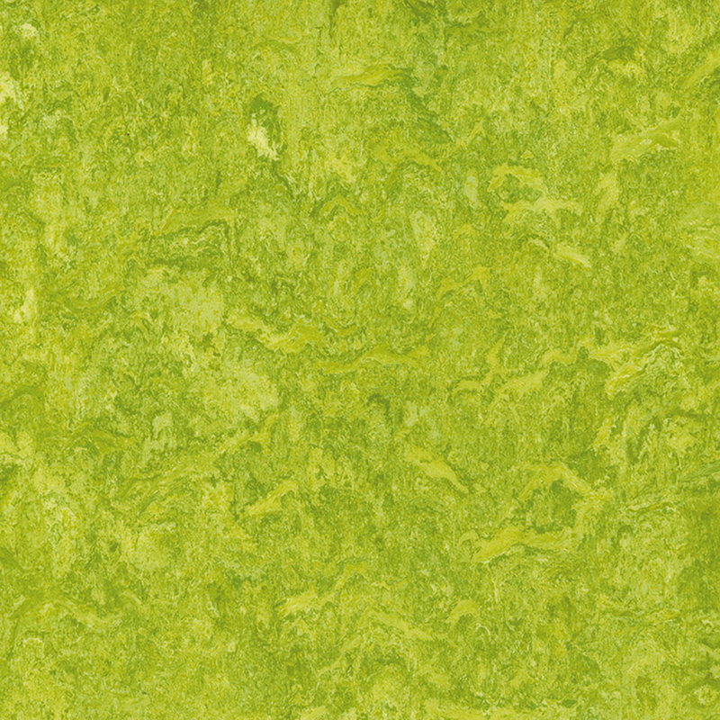 Résistance aux taches et revêtement de sol hétérogène à faible coût